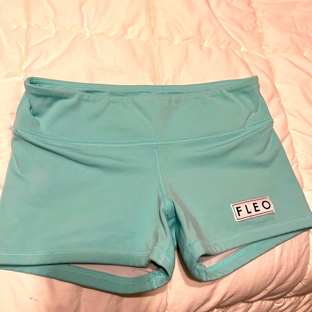 Fleo X Katie Crew - aqua splash sz Medium